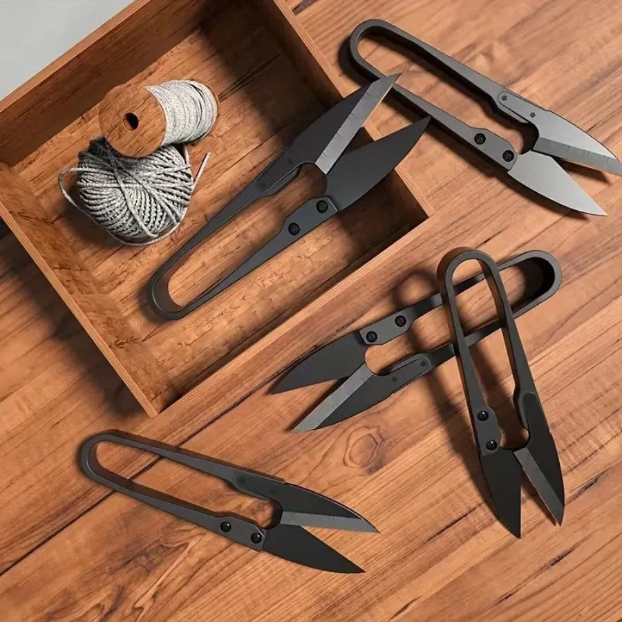 1 Piece of U-shaped Scissors in Black, Convenient To Carry Around, Suitable for Handicraft Enthusiasts and Industrial Use, Etc