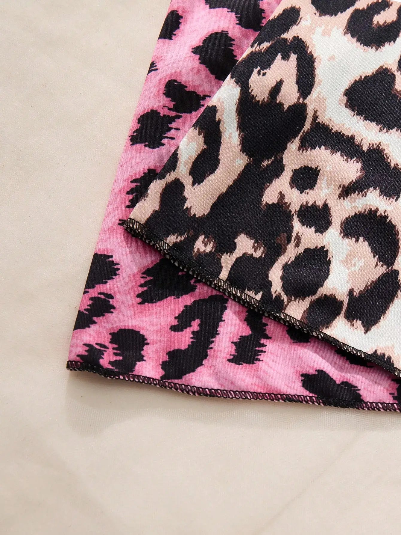 2pcs Women's Leopard Print Lace Trim Camisole Nightgown with Side Slit